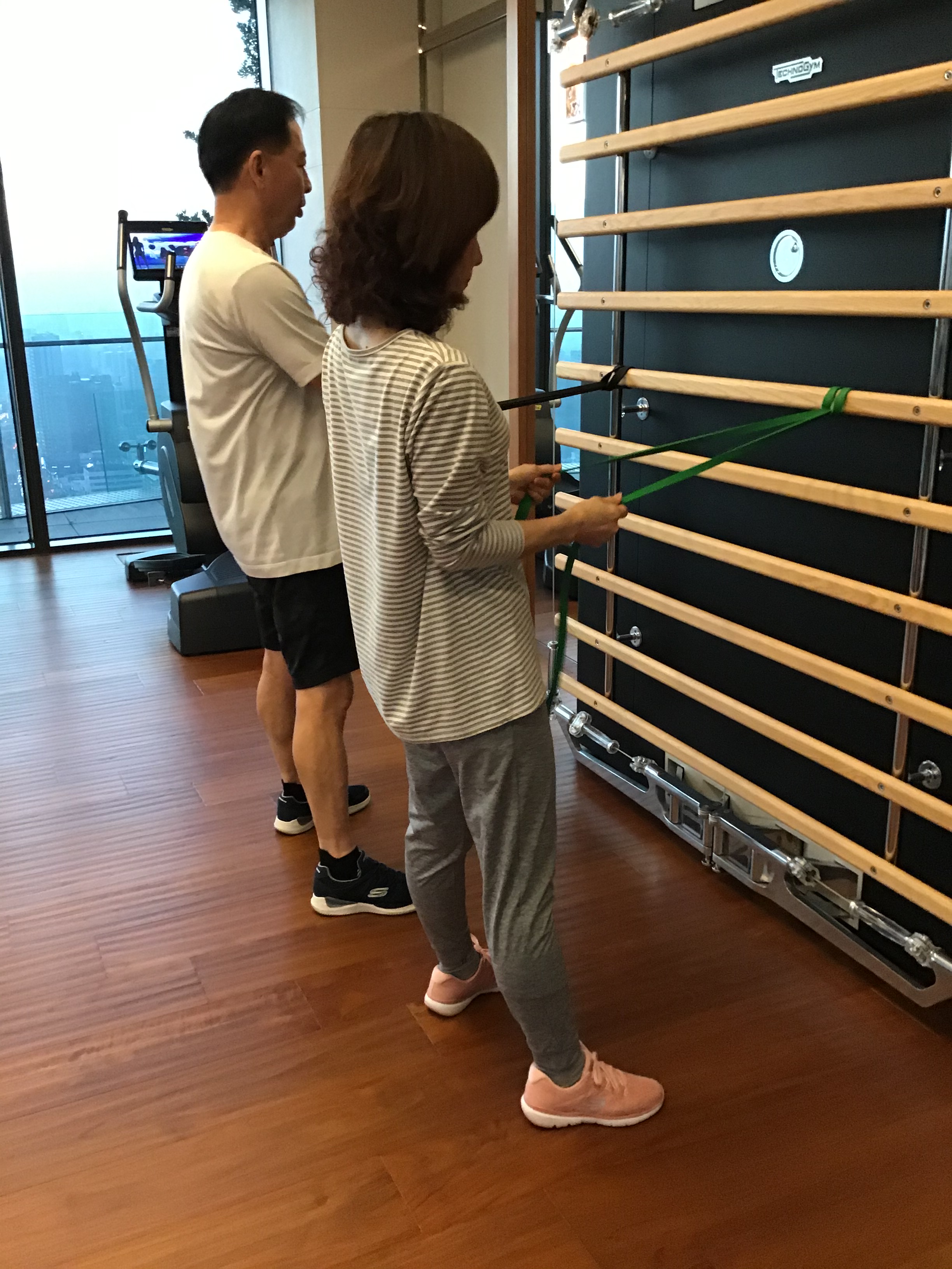 7191D92A-345D-4C26-915D-6EC687E86B3B